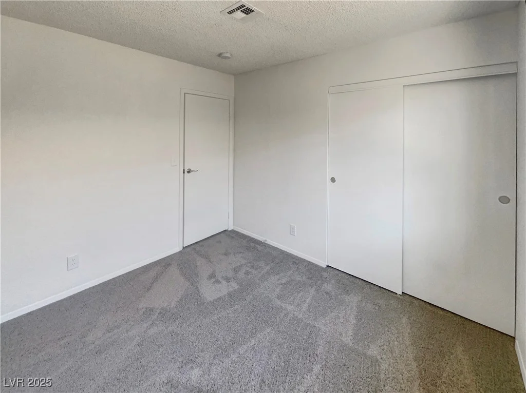 1832 Yellow Rose, Las Vegas, NV 89108