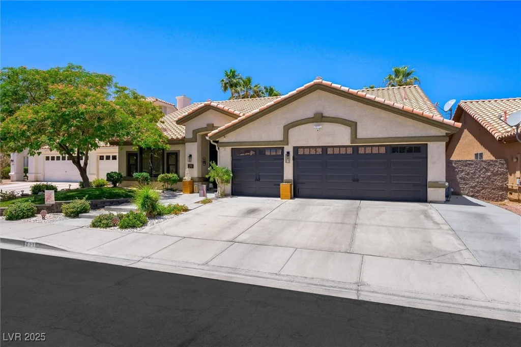 211 Kokopelli, Henderson, NV 89074