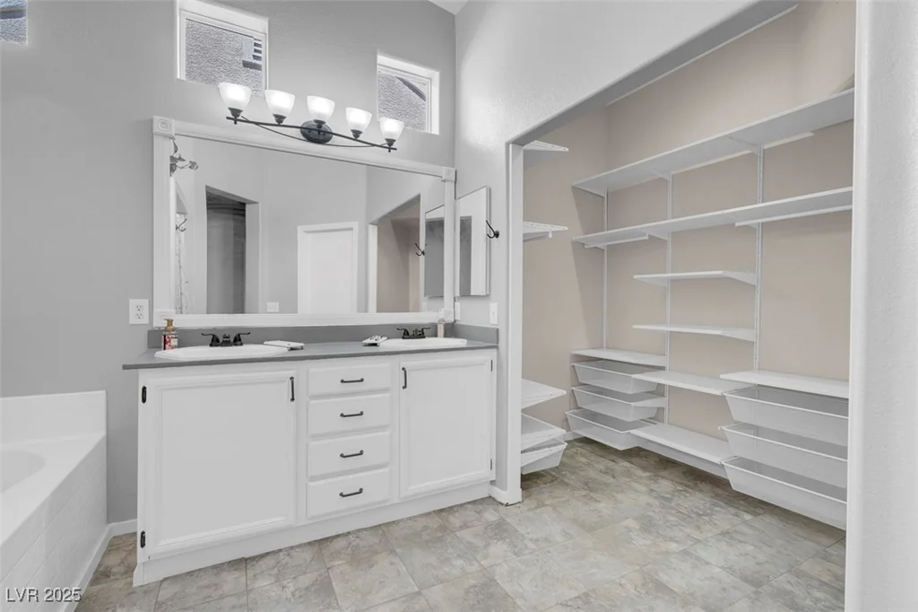 509 Regal Robin, North Las Vegas, NV 89084