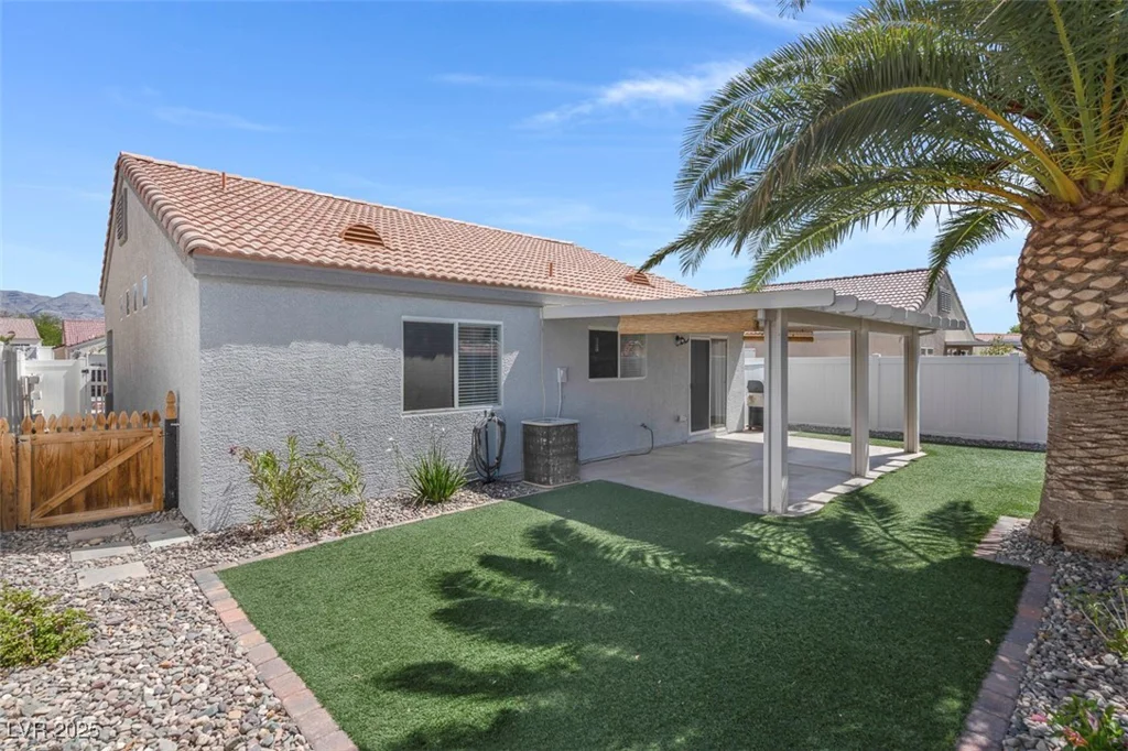 509 Regal Robin, North Las Vegas, NV 89084