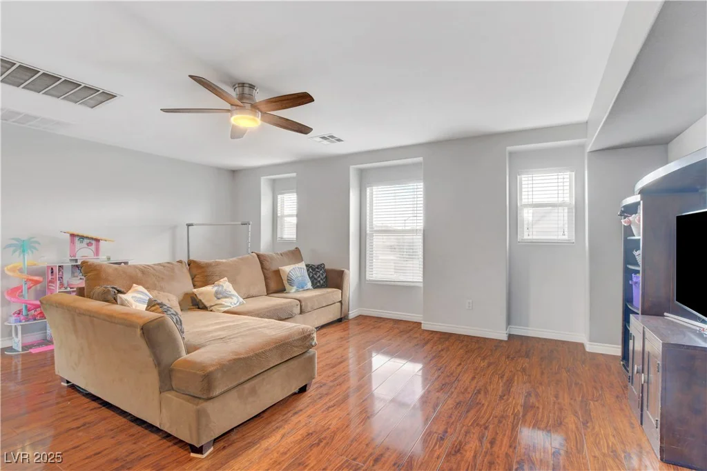 5642 Breckenridge, North Las Vegas, NV 89081