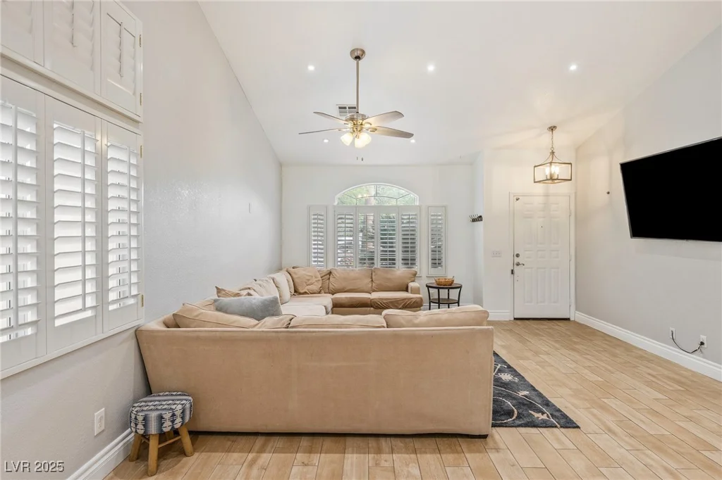 1845 CANDLE BRIGHT, Henderson, NV 89074