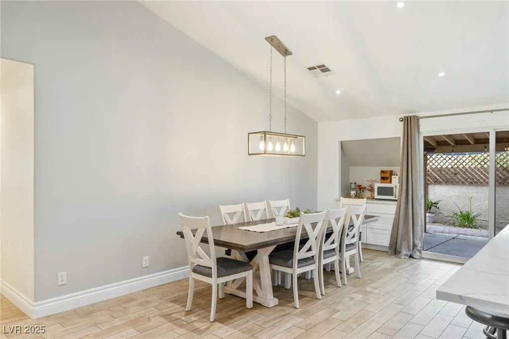 1845 CANDLE BRIGHT, Henderson, NV 89074