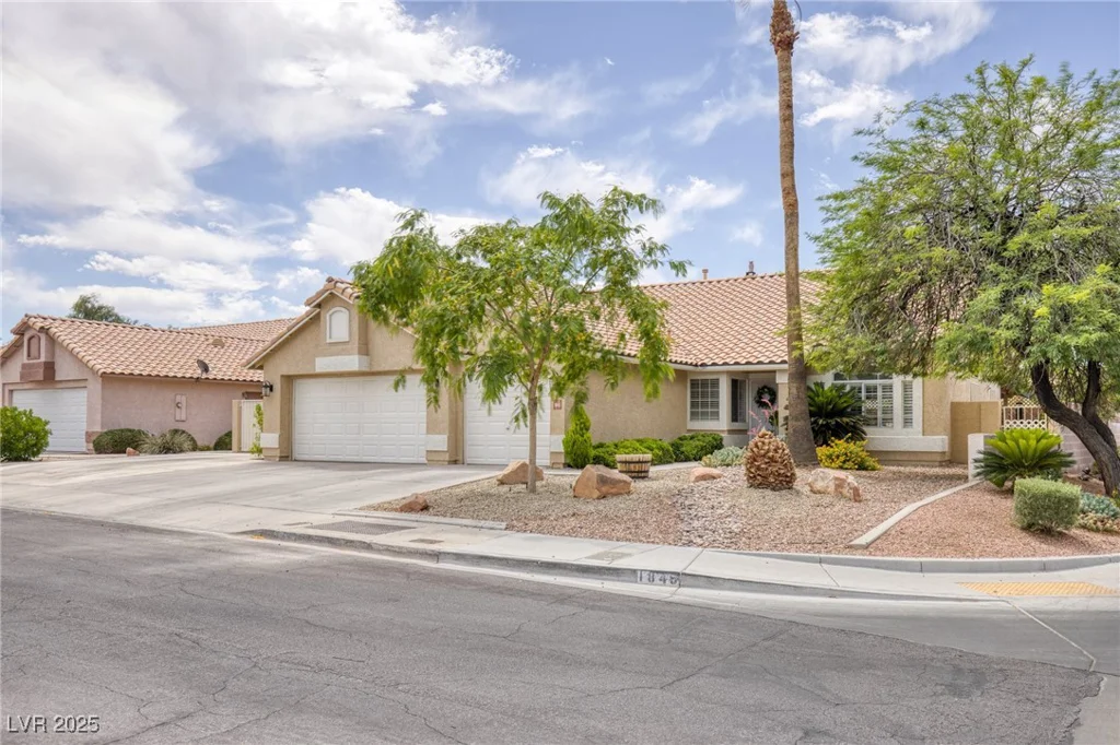 1845 CANDLE BRIGHT, Henderson, NV 89074