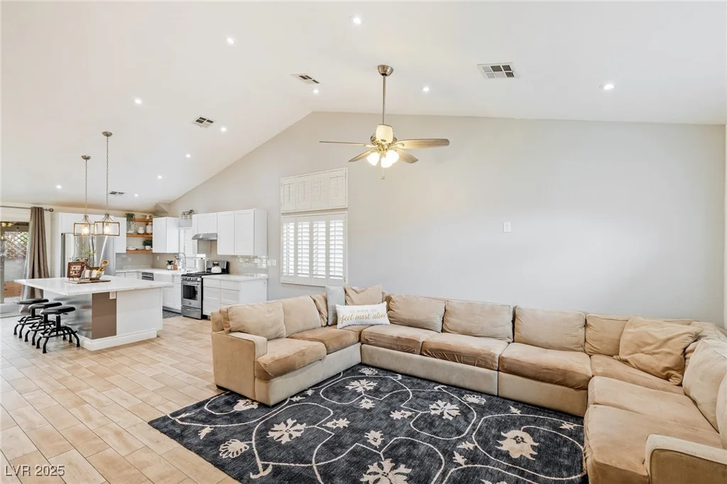 1845 CANDLE BRIGHT, Henderson, NV 89074