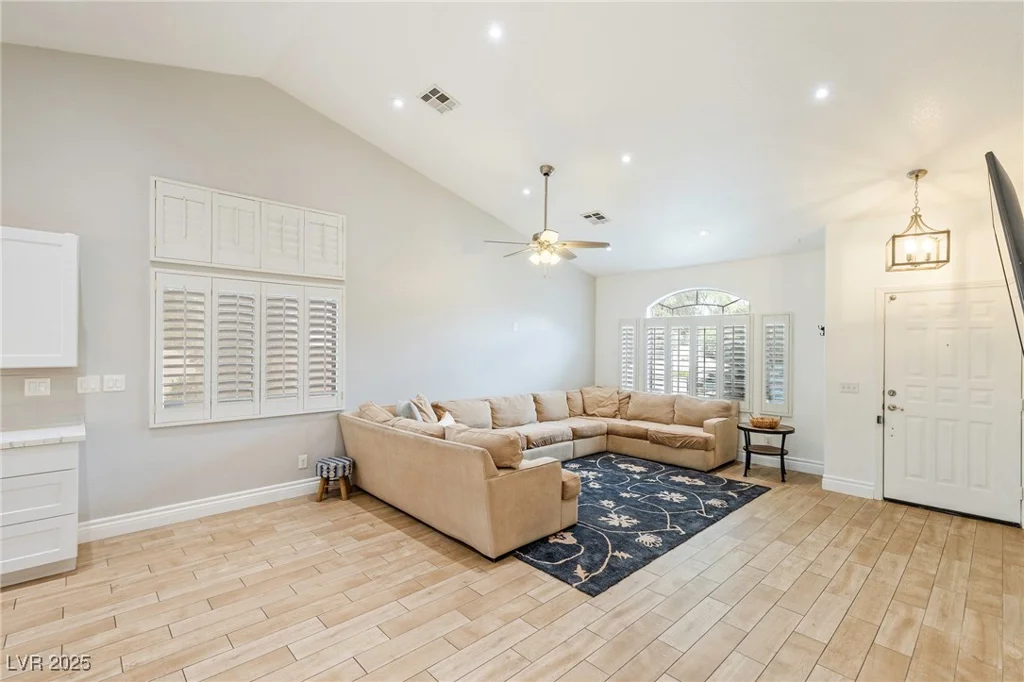 1845 CANDLE BRIGHT, Henderson, NV 89074