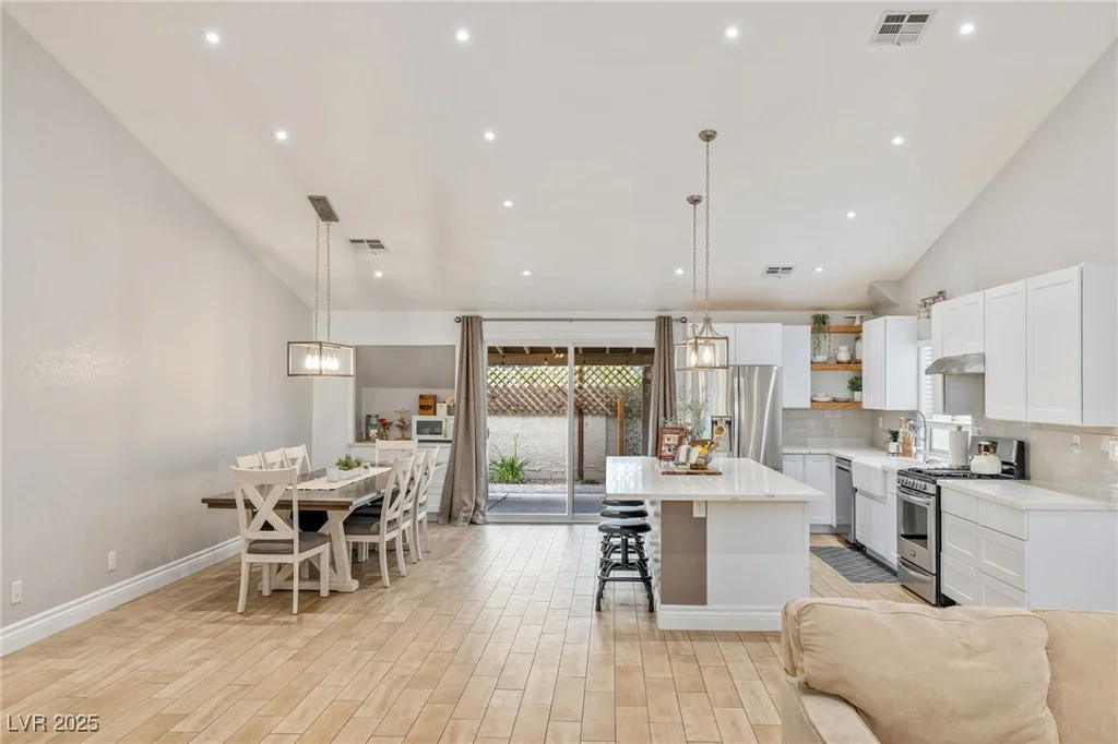 1845 CANDLE BRIGHT, Henderson, NV 89074
