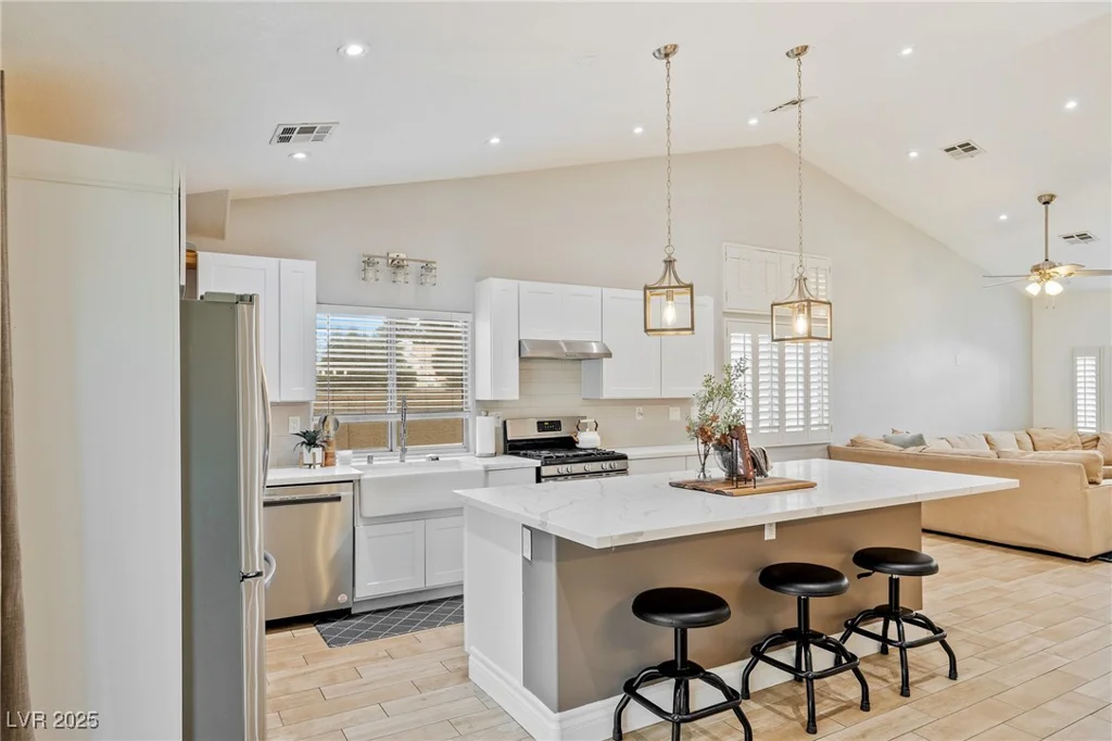 1845 CANDLE BRIGHT, Henderson, NV 89074