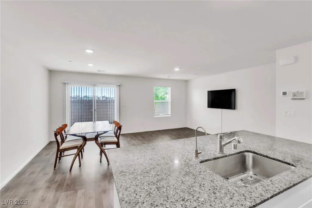 7977 Whisper Words, Las Vegas, NV 89113