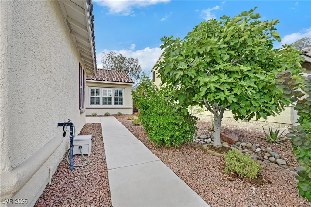 4020 Recktenwall, North Las Vegas, NV 89081