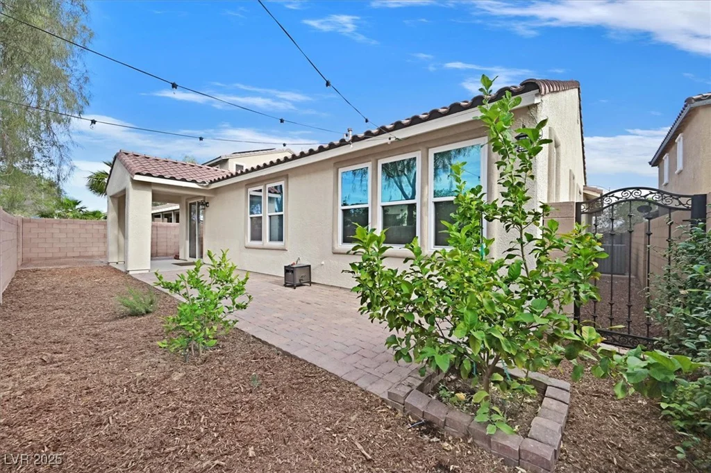 4020 Recktenwall, North Las Vegas, NV 89081