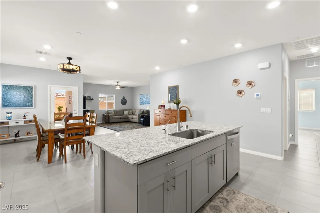 10951 Stone Crossing, Las Vegas, NV 89166