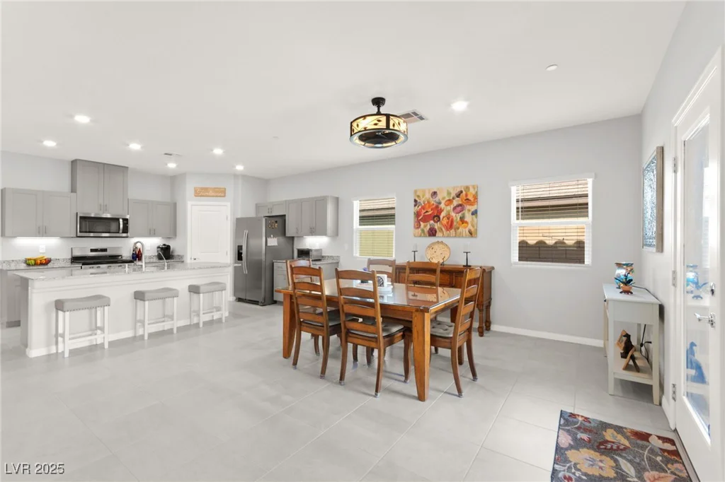 10951 Stone Crossing, Las Vegas, NV 89166
