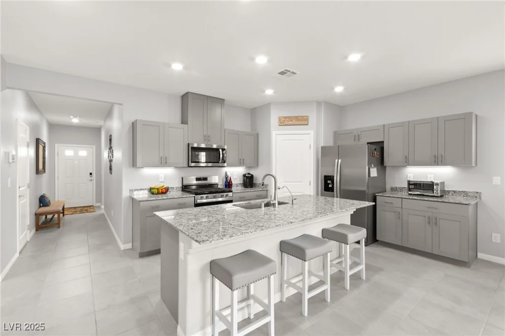 10951 Stone Crossing, Las Vegas, NV 89166
