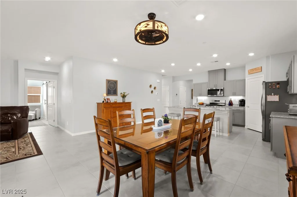 10951 Stone Crossing, Las Vegas, NV 89166