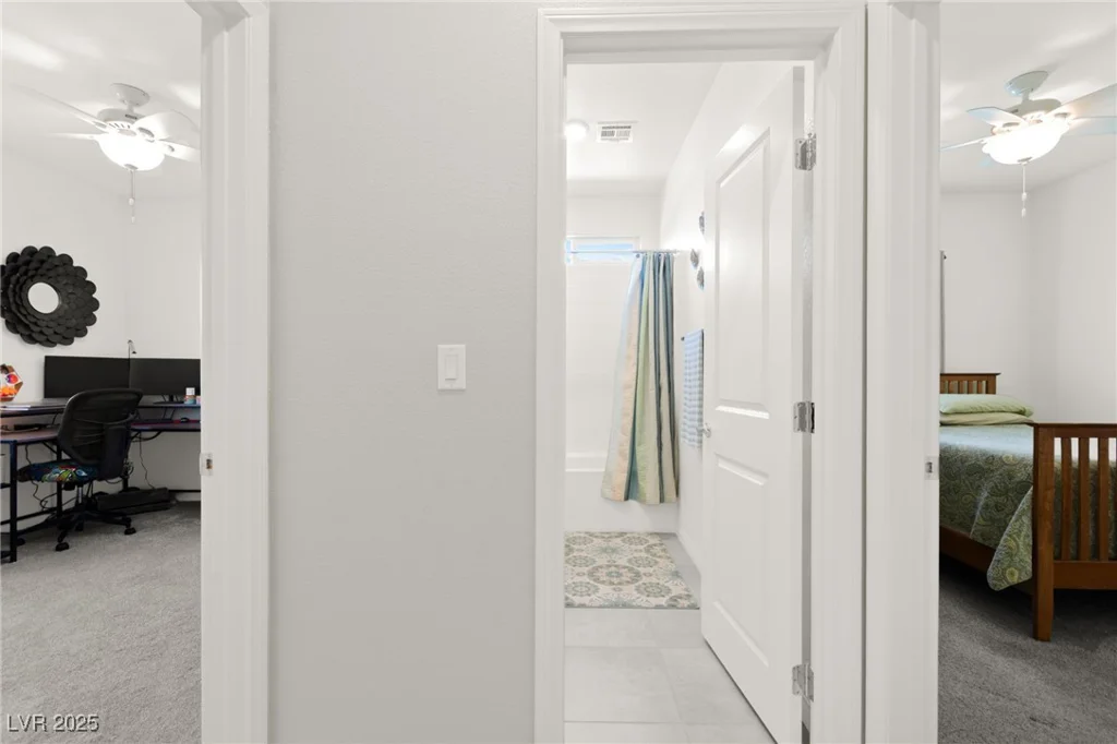 10951 Stone Crossing, Las Vegas, NV 89166