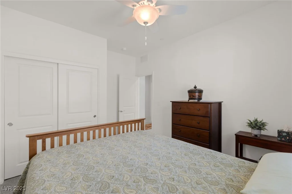 10951 Stone Crossing, Las Vegas, NV 89166