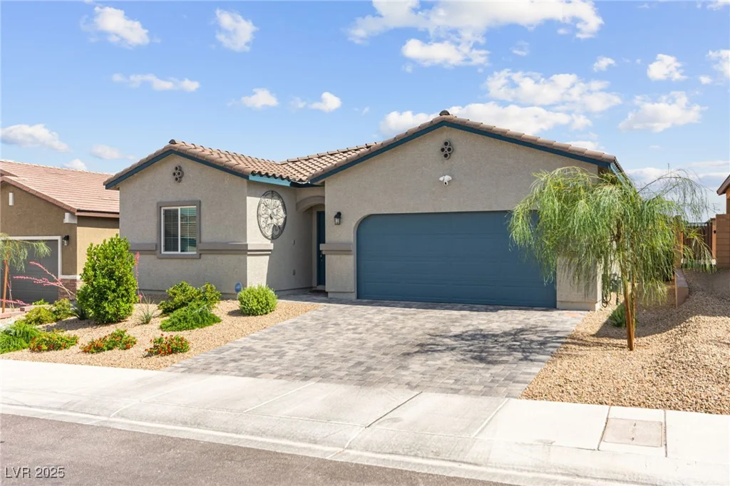 10951 Stone Crossing, Las Vegas, NV 89166