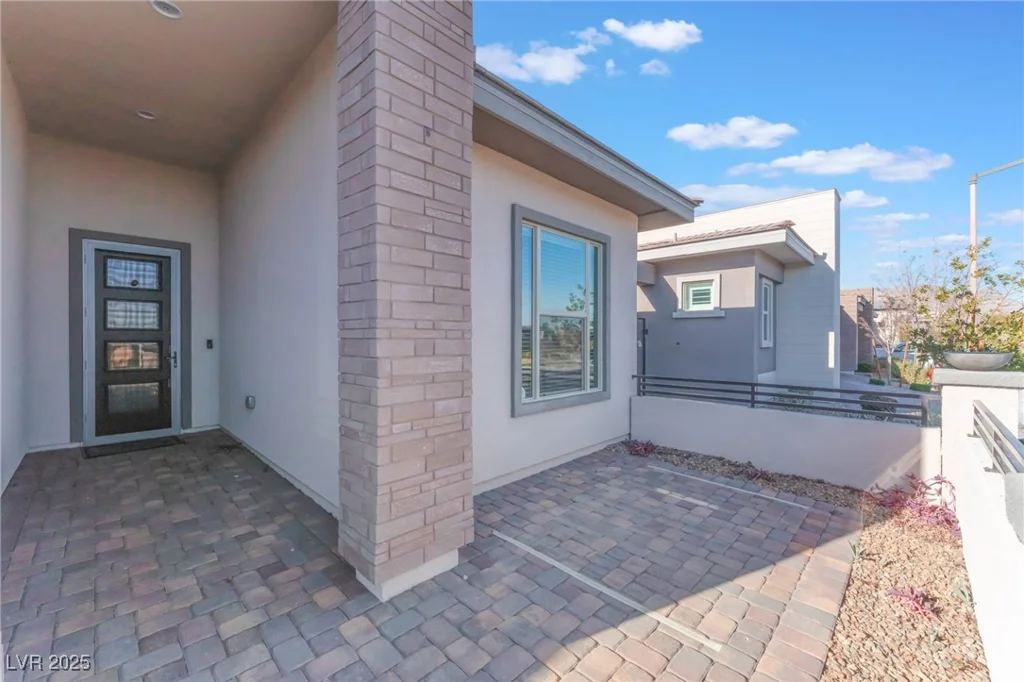421 Point Sur, Las Vegas, NV 89138