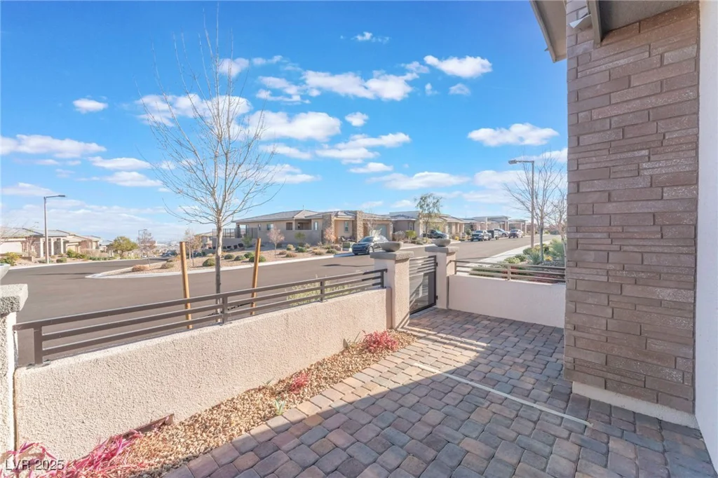 421 Point Sur, Las Vegas, NV 89138