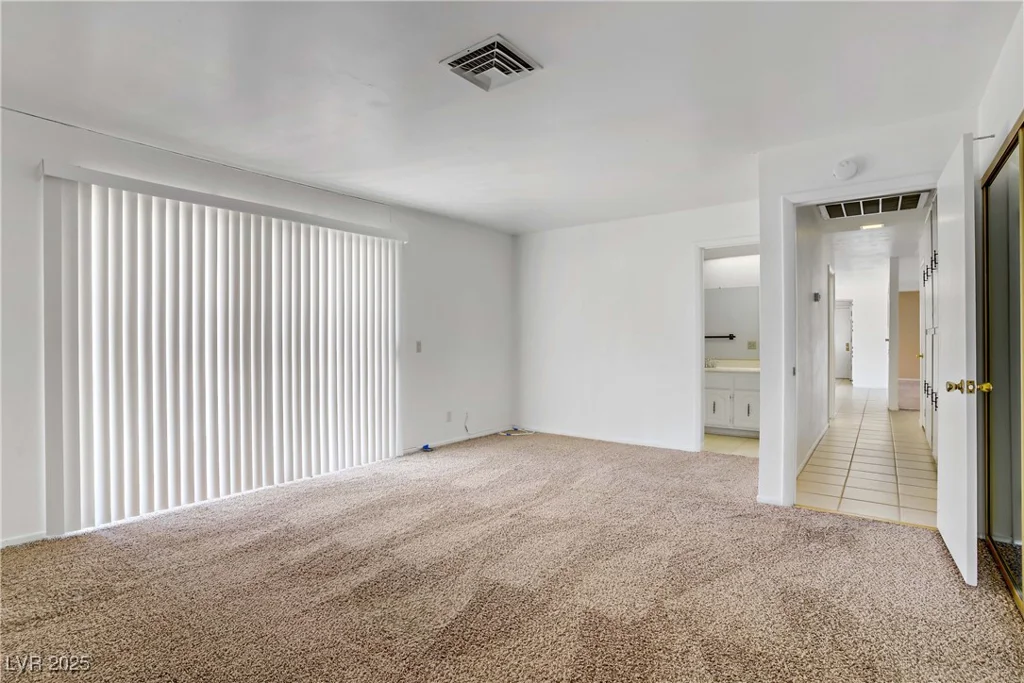 6727 Washington, Las Vegas, NV 89110
