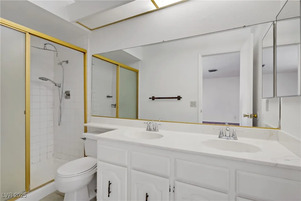 6727 Washington, Las Vegas, NV 89110