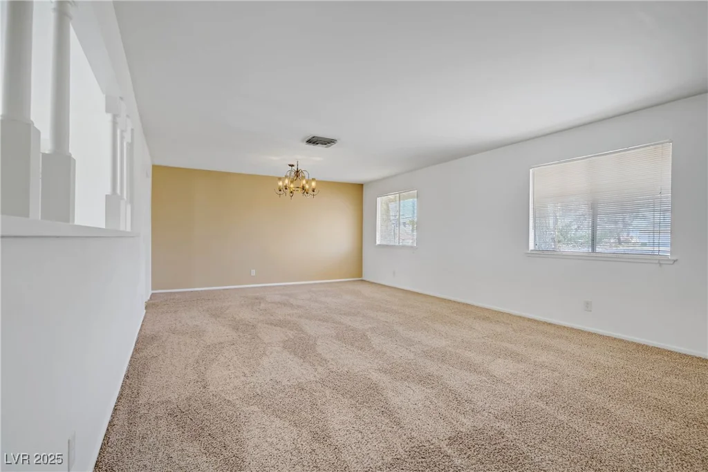 6727 Washington, Las Vegas, NV 89110