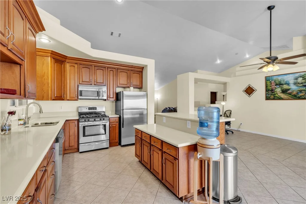 5990 Ablette, Las Vegas, NV 89122