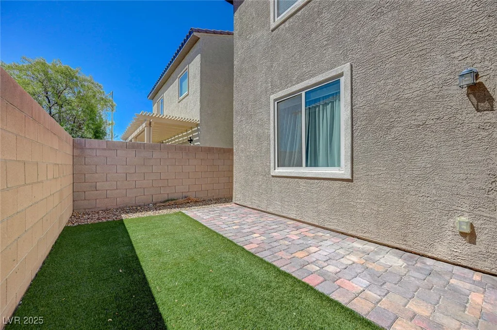 5244 Fiery Sky Ridge, Las Vegas, NV 89148
