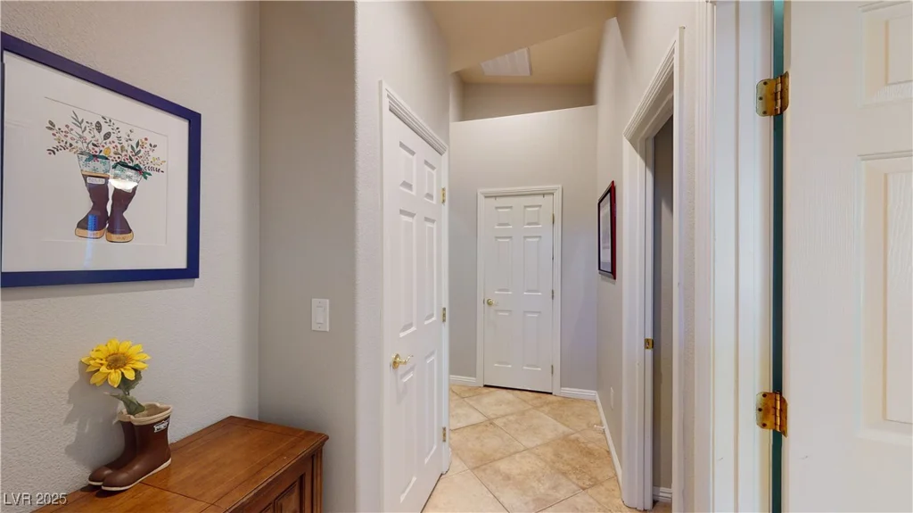 2713 Tanagrine, North Las Vegas, NV 89084