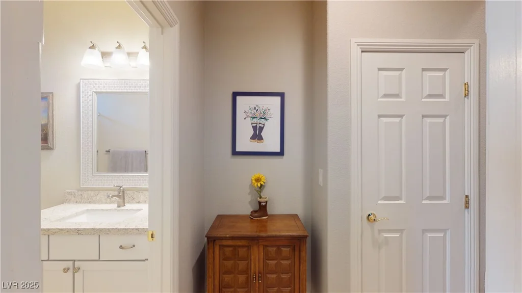 2713 Tanagrine, North Las Vegas, NV 89084