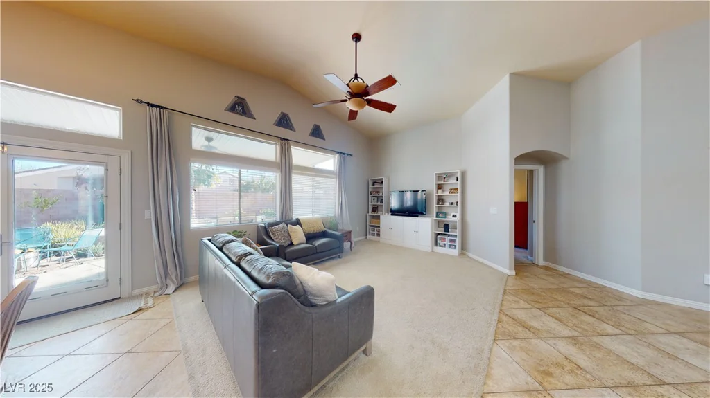 2713 Tanagrine, North Las Vegas, NV 89084