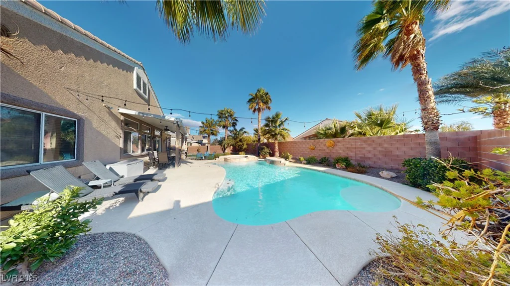 2713 Tanagrine, North Las Vegas, NV 89084