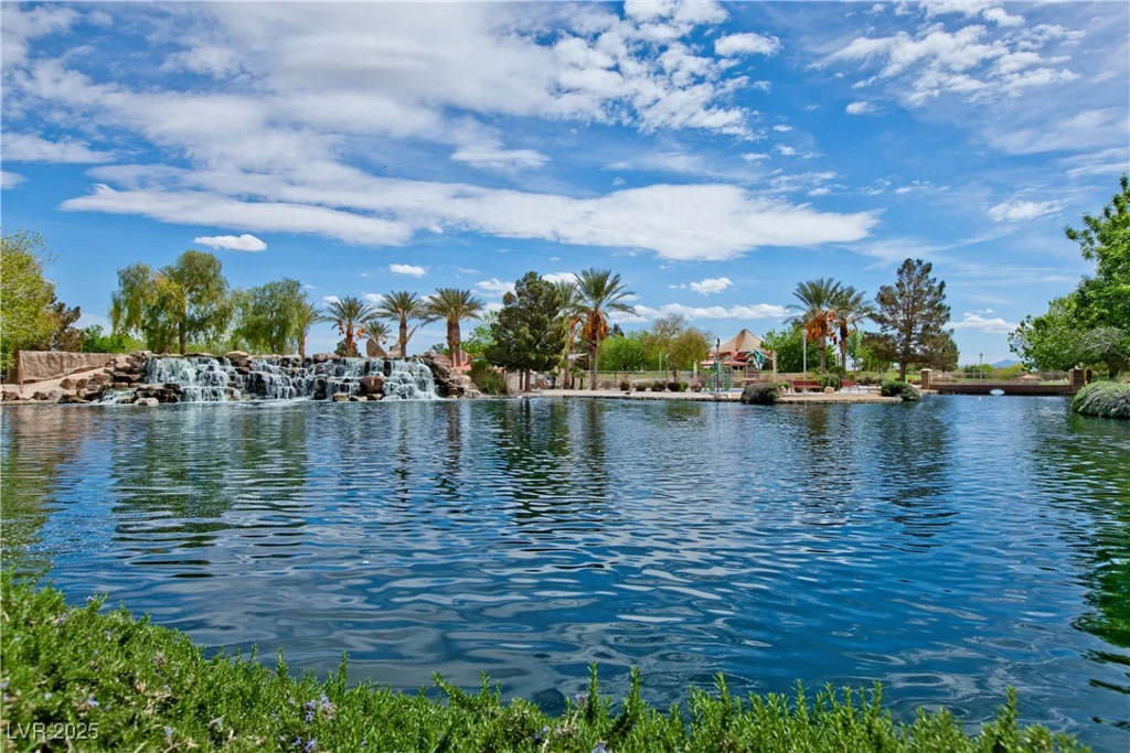 2713 Tanagrine, North Las Vegas, NV 89084