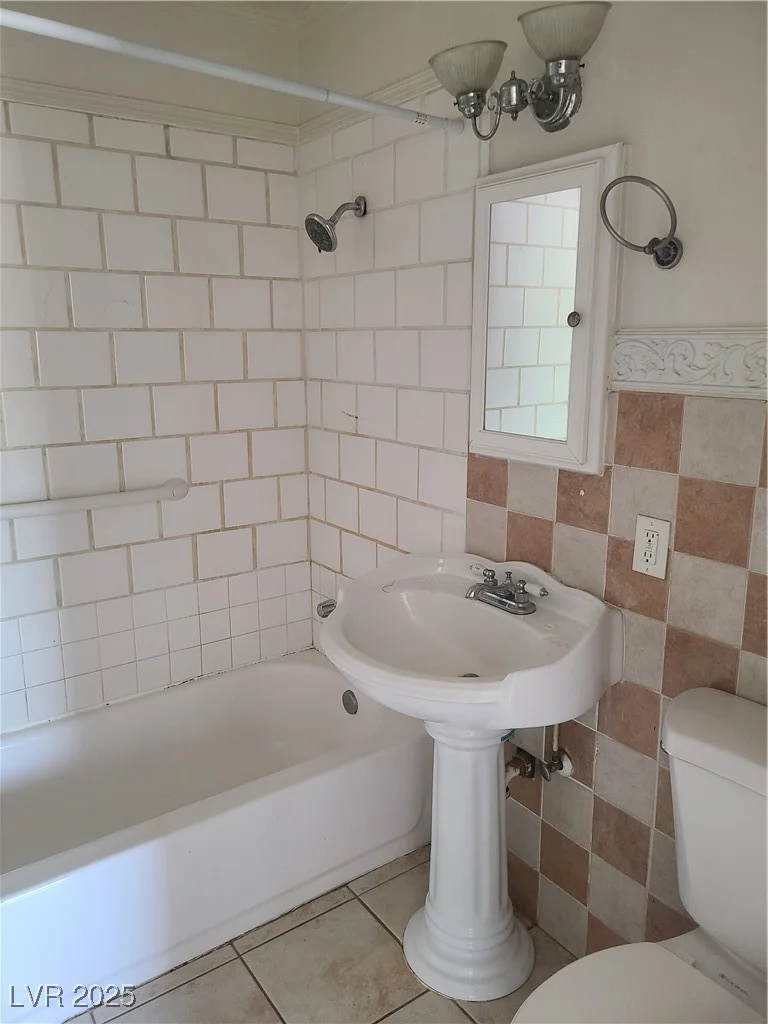 129 Maple, Henderson, NV 89015