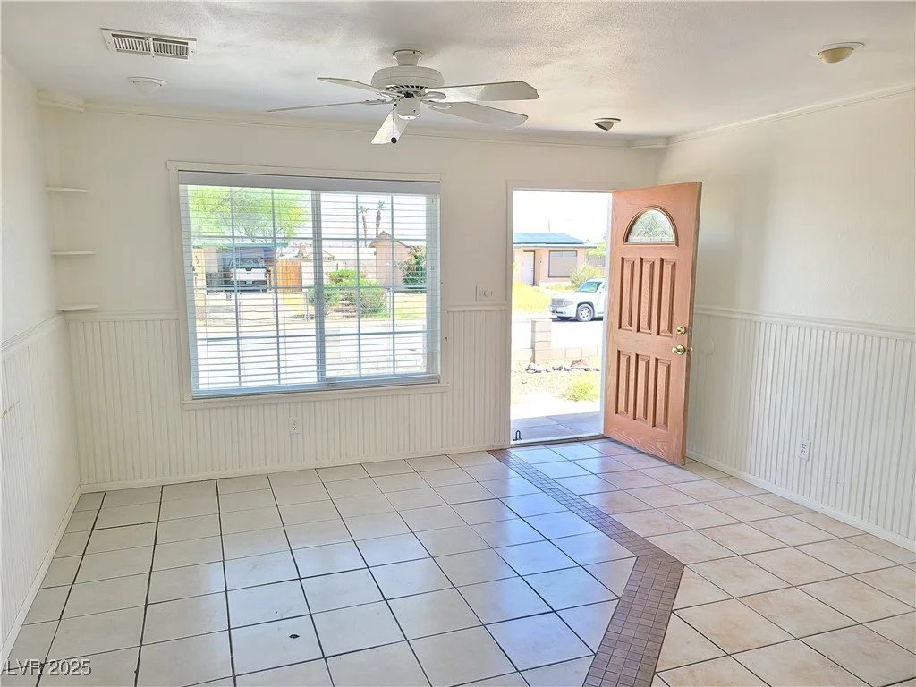 129 Maple, Henderson, NV 89015