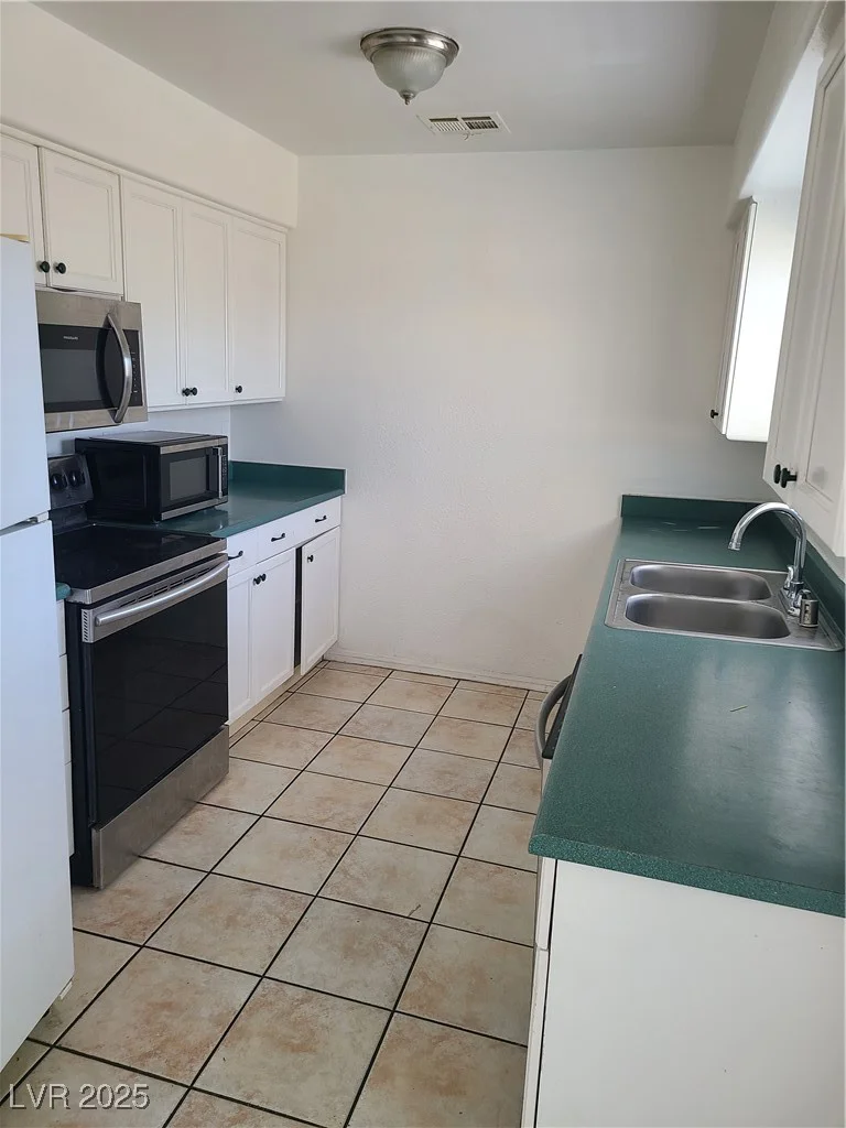 129 Maple, Henderson, NV 89015