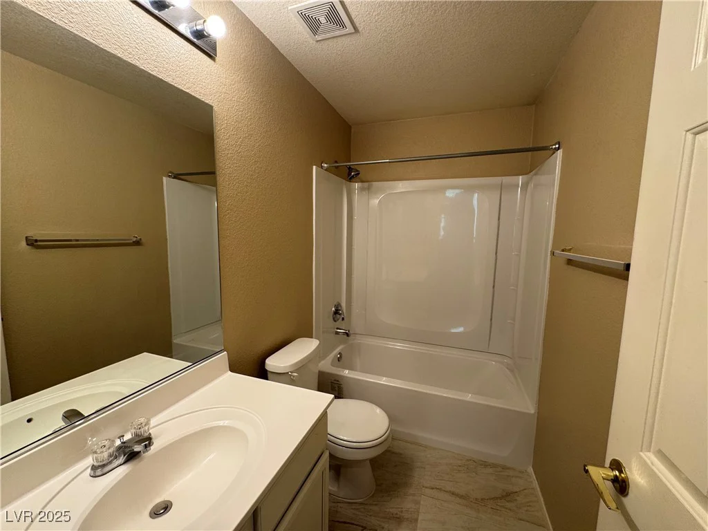 5861 Varese, Las Vegas, NV 89141