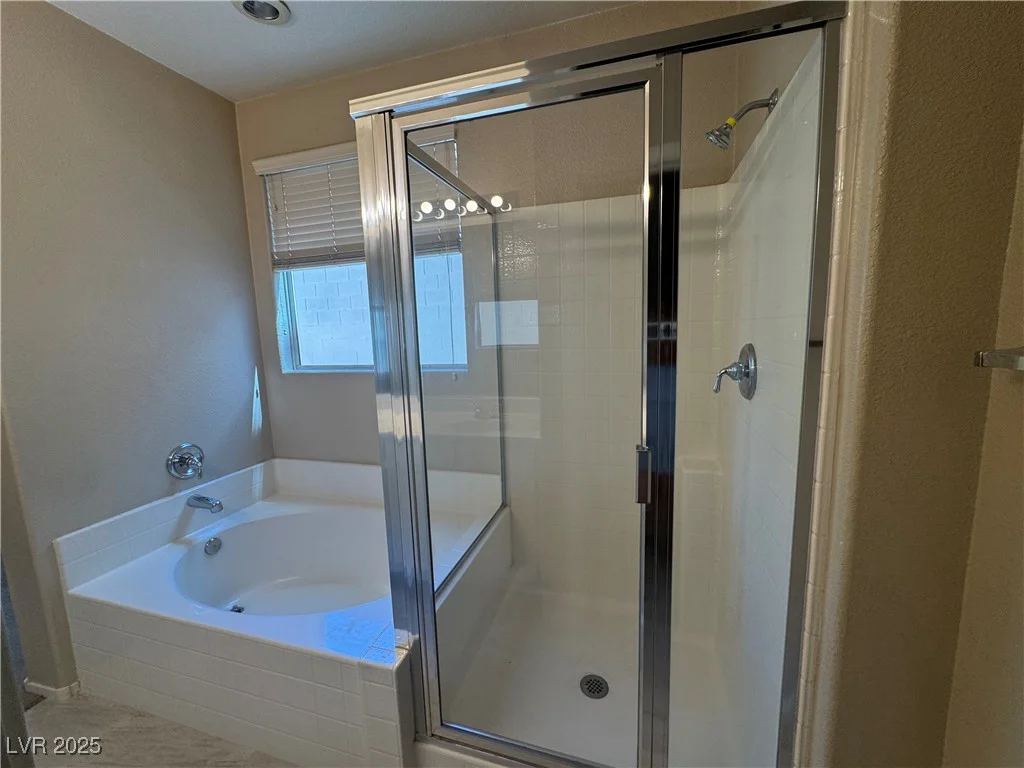 5861 Varese, Las Vegas, NV 89141