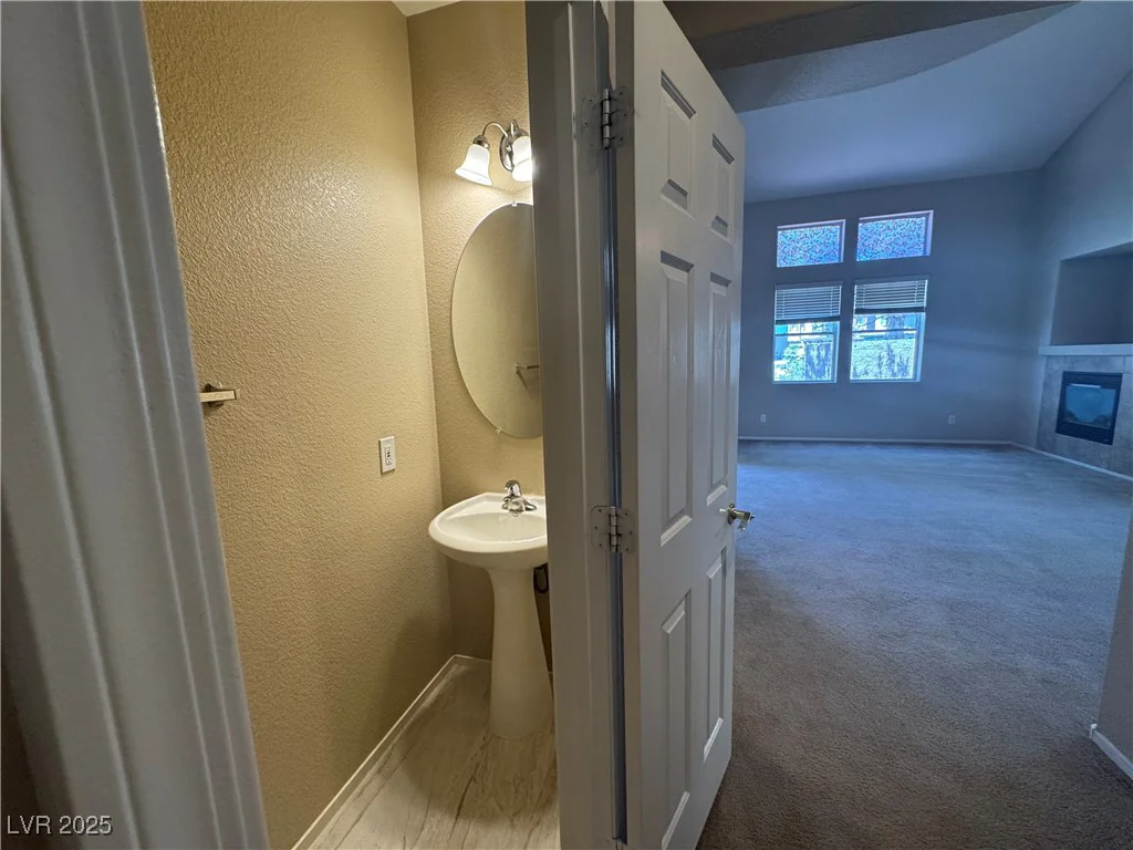 5861 Varese, Las Vegas, NV 89141