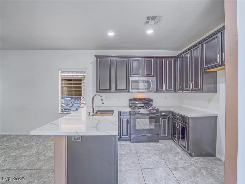 7753 Petite Pillar, Las Vegas, NV 89149