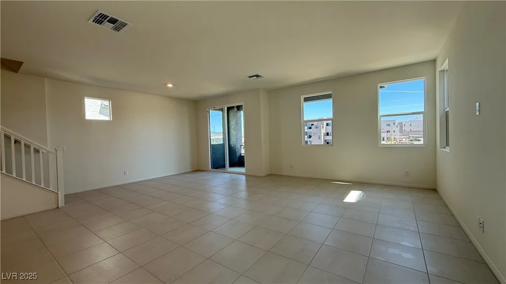 4705 Parkarbor, Las Vegas, NV 89141