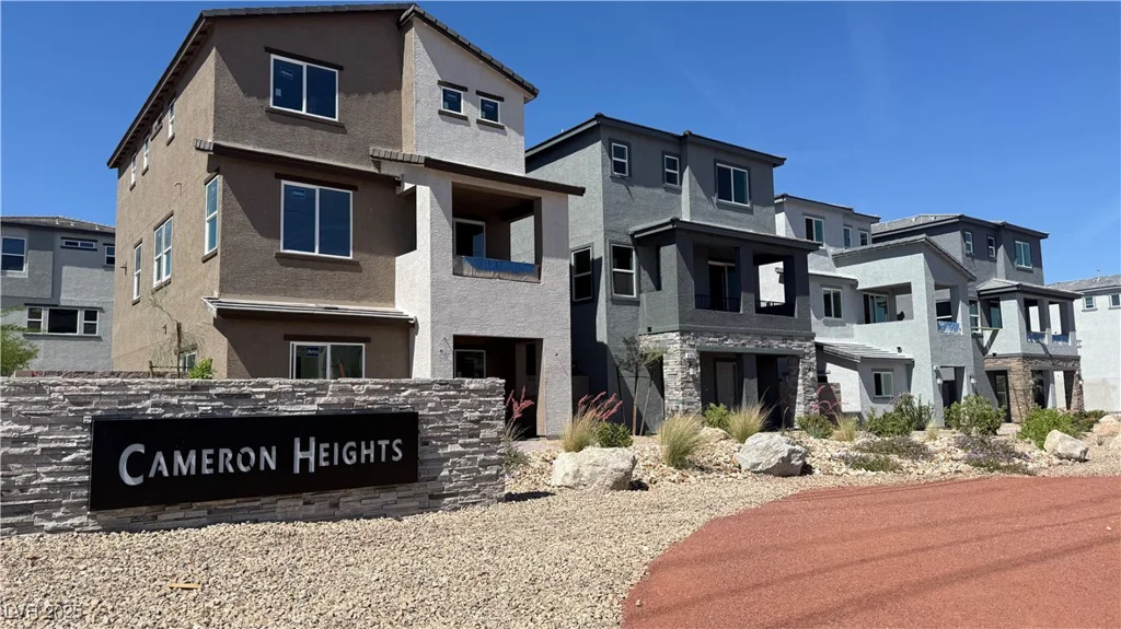 4705 Parkarbor, Las Vegas, NV 89141