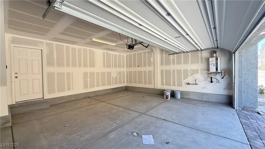 4705 Parkarbor, Las Vegas, NV 89141