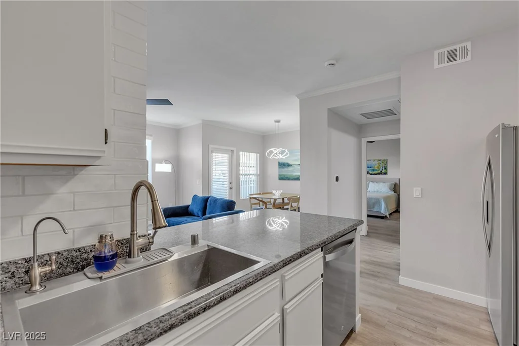 2900 Sunridge Heights, Henderson, NV 89052
