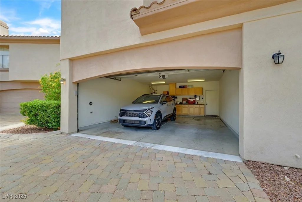 2050 Warm Springs, Henderson, NV 89014