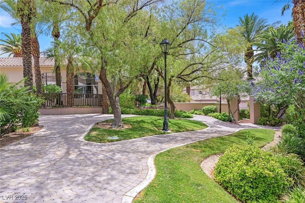 2050 Warm Springs, Henderson, NV 89014