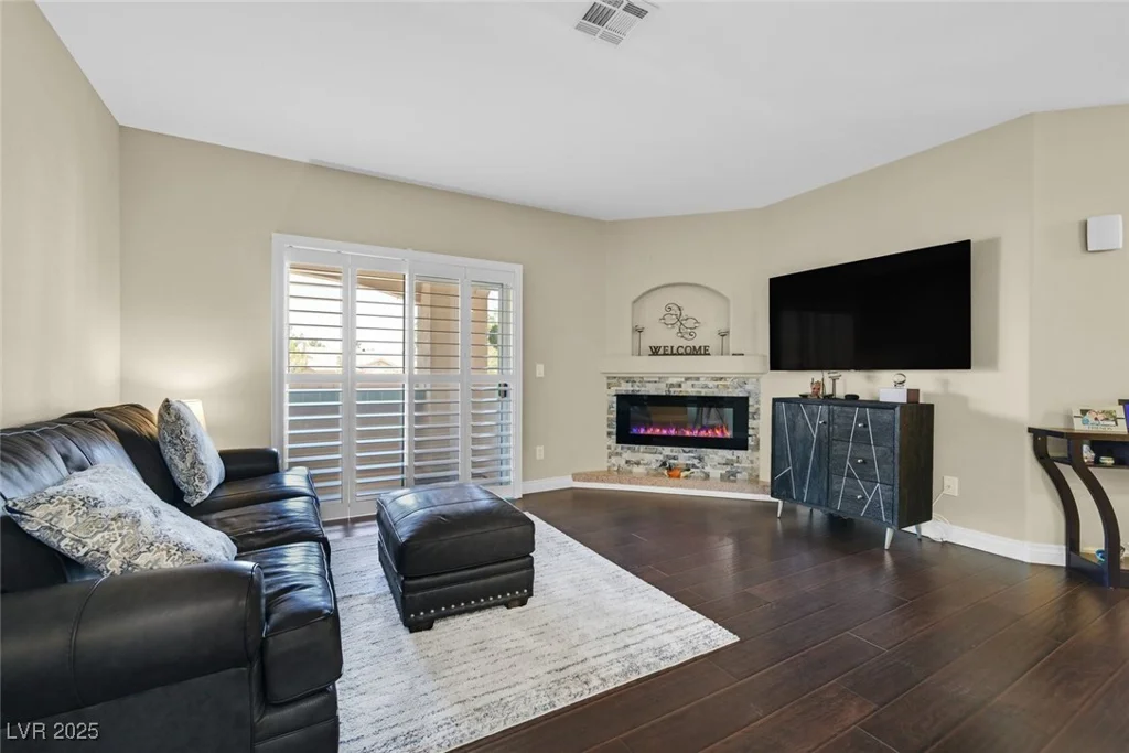 2050 Warm Springs, Henderson, NV 89014
