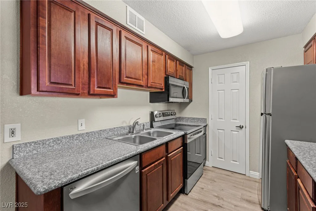 2606 Durango, Las Vegas, NV 89117