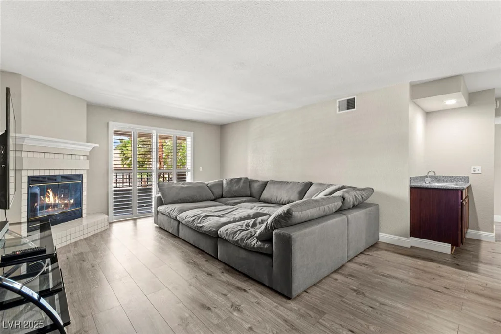 2606 Durango, Las Vegas, NV 89117